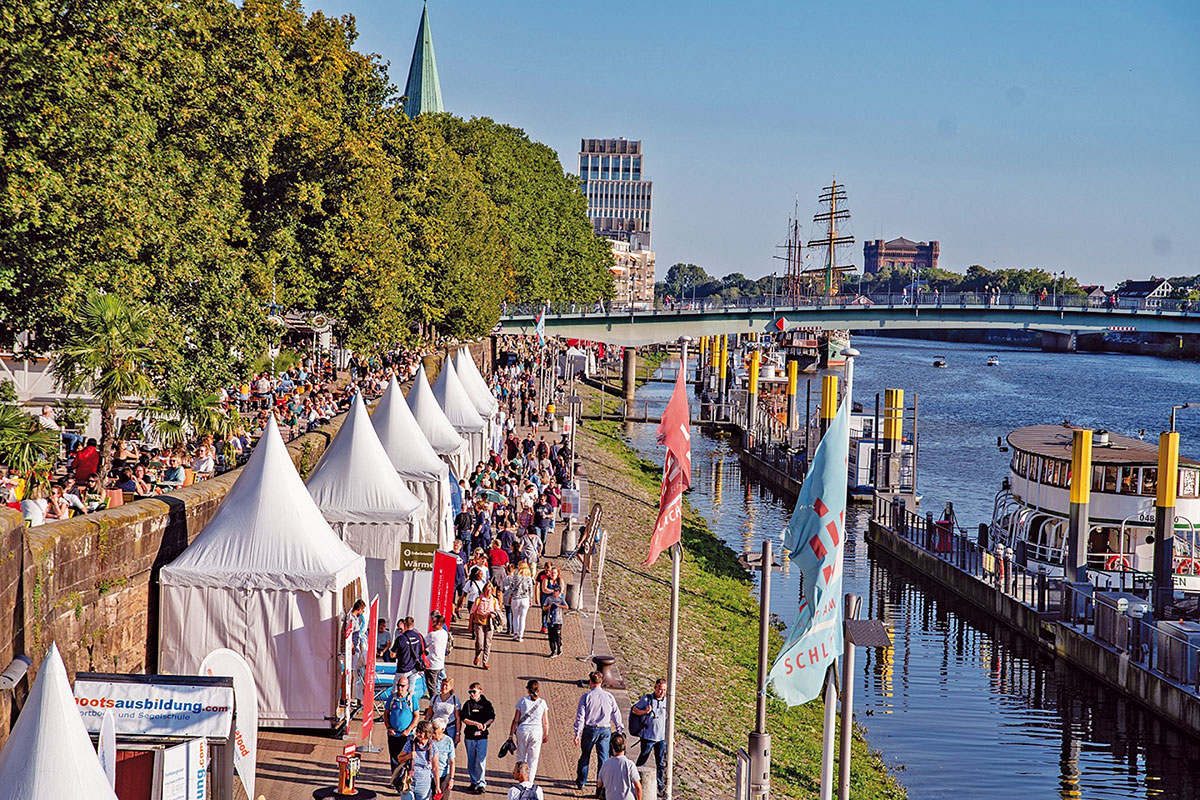Zahlreiche Stände zum Stöbern