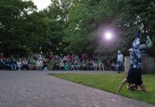 Quantenschaum präsentiert: Im Namen der Blume