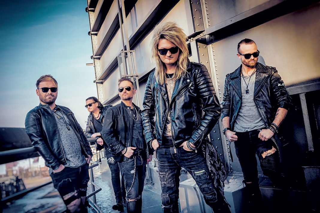 Kissin' Dynamite Bandfoto