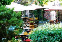 Portrait – Pades Restaurant Pades romantischer Garten