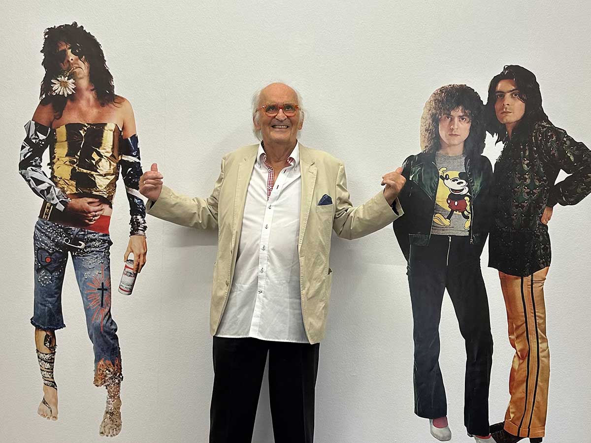 Wolfgang 'Bubi' Heilemann hatte von Alice Cooper (l.) bis T.Rex alle vor der Linse und lieferte einige Motive für den BRAVO-Starschnitt