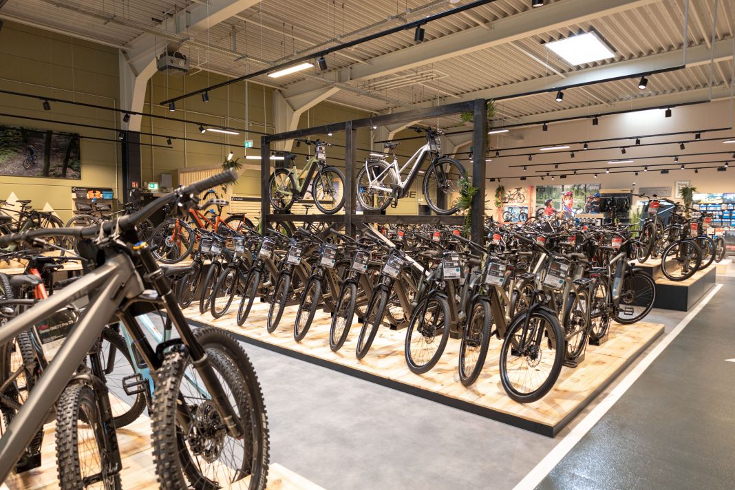 Fahrräder so weit das Auge reicht Foto: Bikemarket GmbH