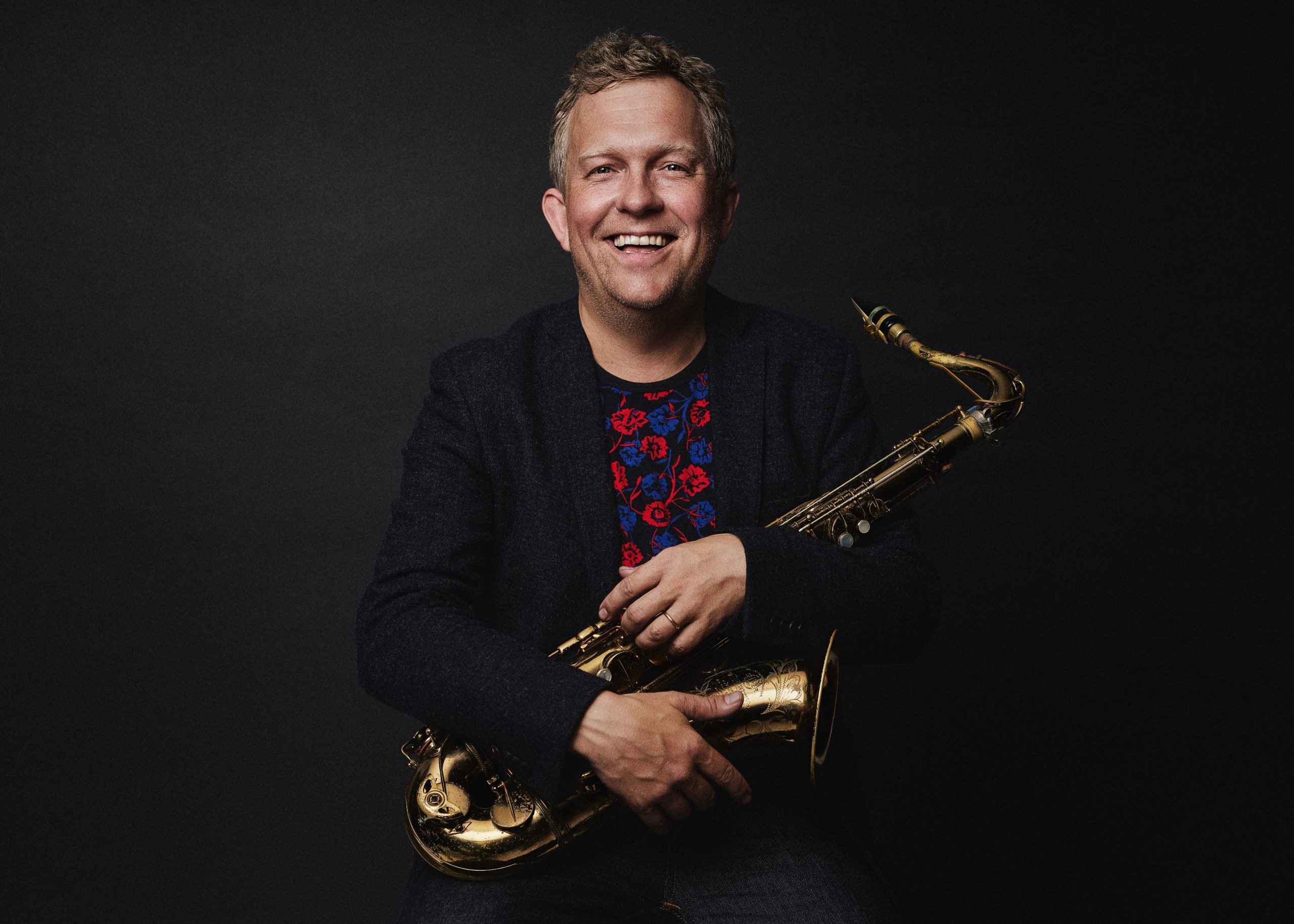 Fredrik Ljungkvist tritt beim Grand Opening auf Foto: Miki Anagrius