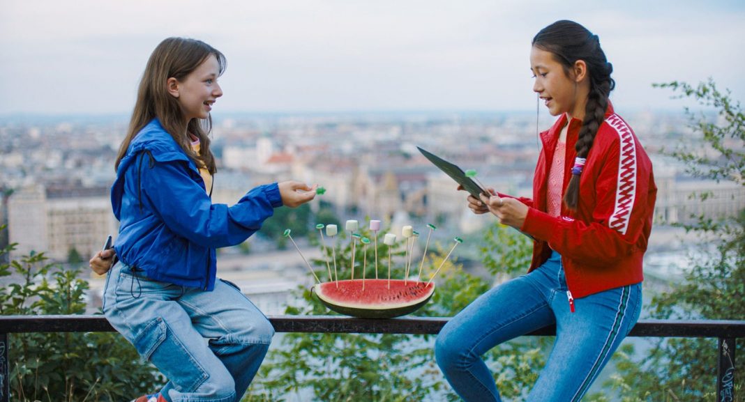 Copyright Veletlenuel Film