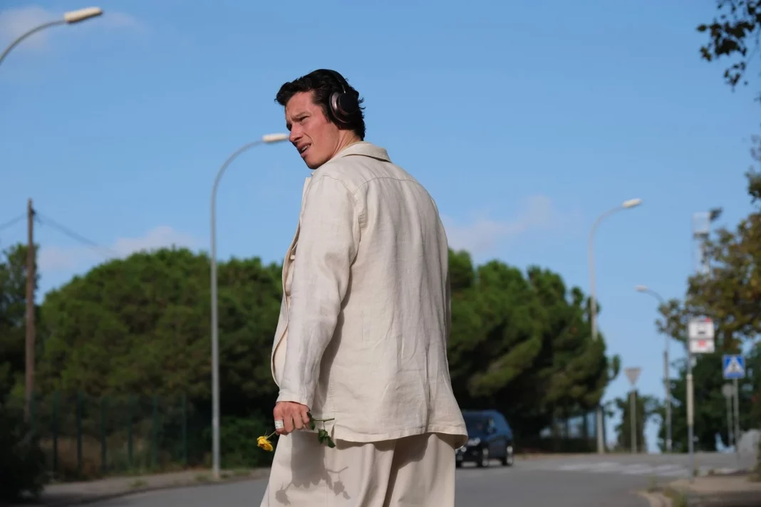 Copyright Felix Dickinson