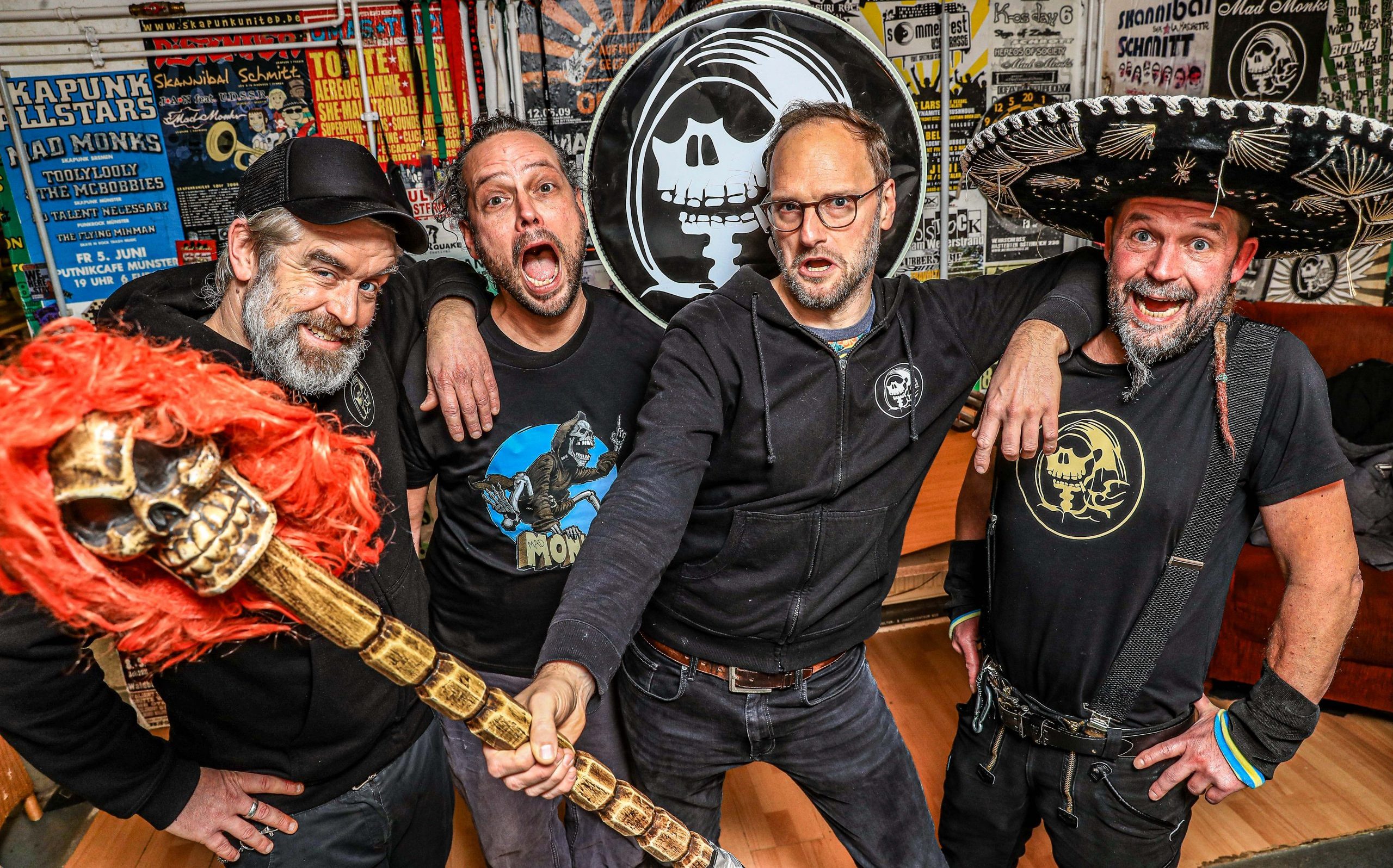 Mad Monks Pressefoto