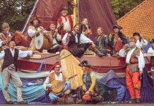 Vegesacker Matjestage und Freibeutertreiben Die Fogelvreien auf dem Narrenschiff Foto: Twojport